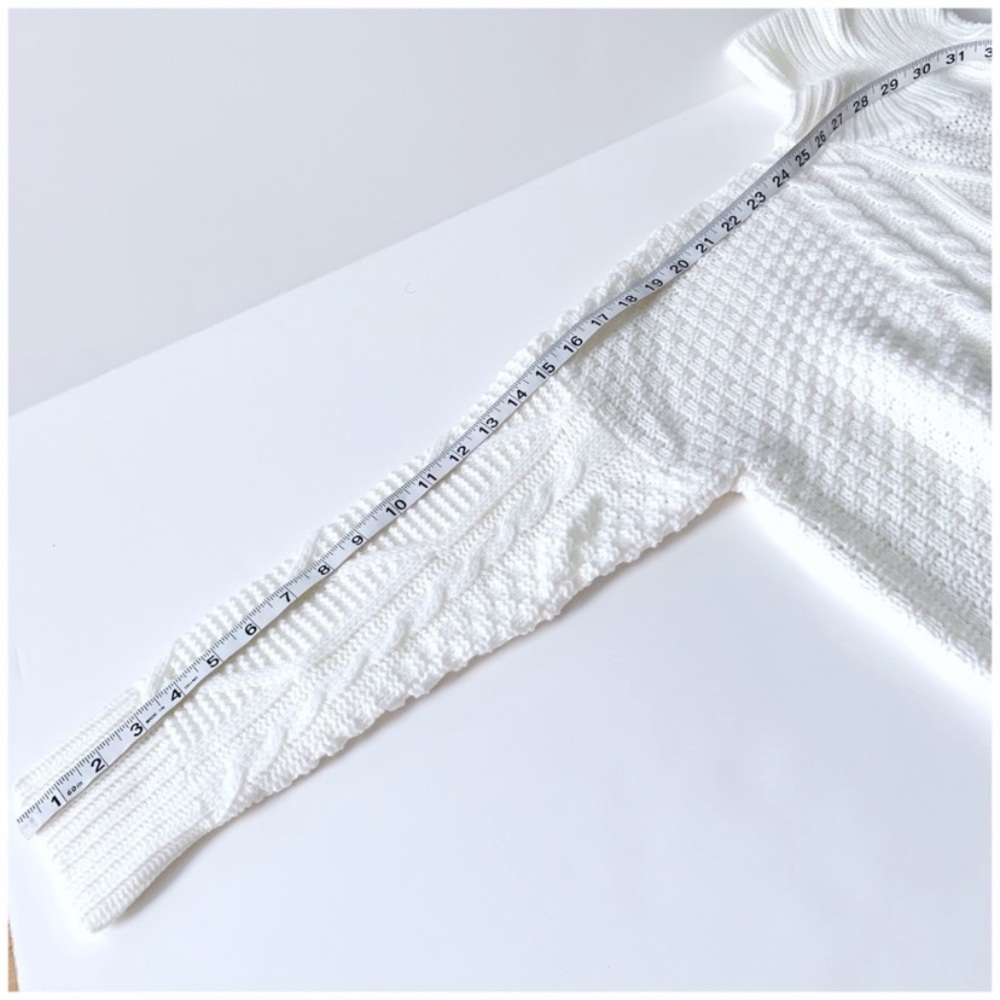 NWOT White cropped Sweater - Picture 6 of 6